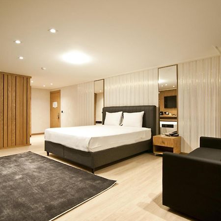 Xloft Hotel Istanbul Ngoại thất bức ảnh