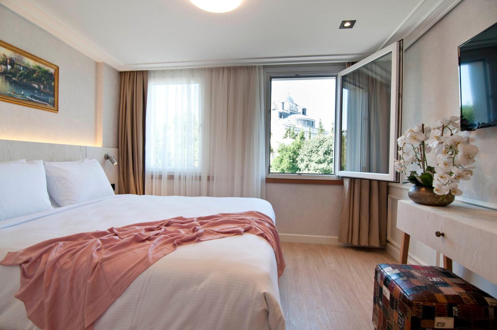 Xloft Hotel Istanbul Ngoại thất bức ảnh